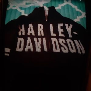 3 Sweater bundle medium